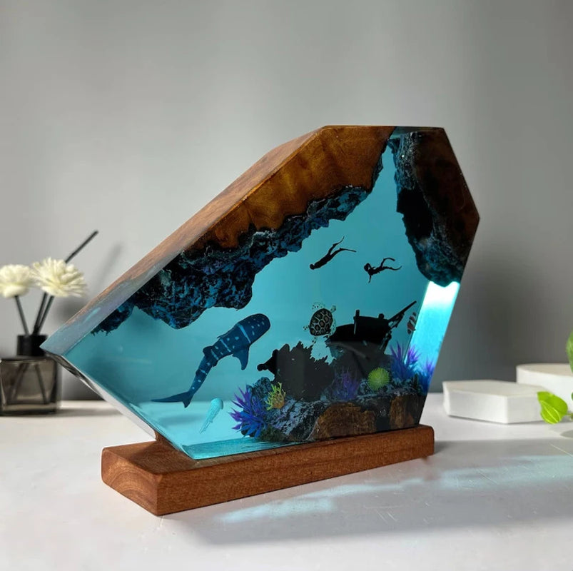 Seabed World Organism Resin Table Light Creactive Art Decoration Lamp Shark Sunken Ship Theme Night Light USB Charge