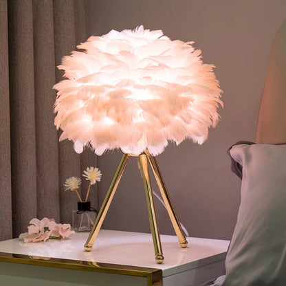 For Bedroom beside Feather Table Lamp Simple Desk Lamp Wedding Christmas Gift Decoration Luminaria Romantic Goose Feather Lamp