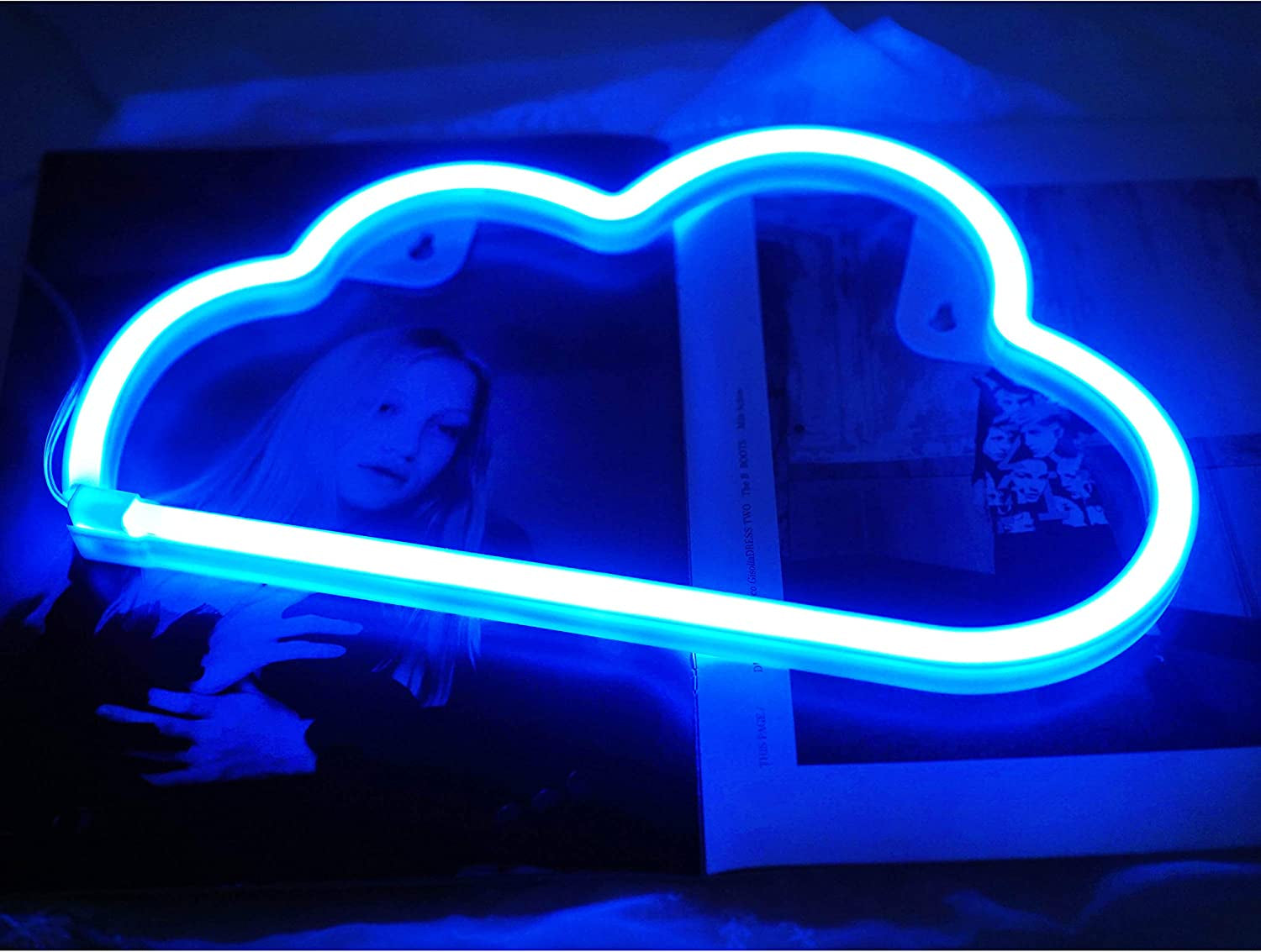 Cloud Neon Signs, LED Neon Light for Wall Decor - Battery or USB Powered Night Light Decoration for Bedroom Aesthetic - Ideal for Teen Girls’ Room, Christmas, Birthdays, and Wedding Parties