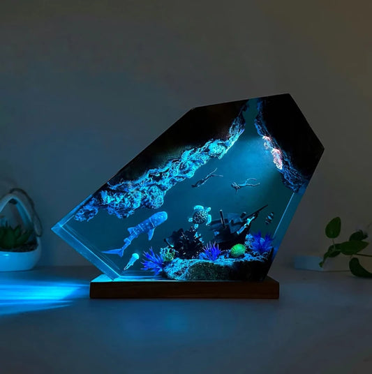 Seabed World Organism Resin Table Light Creactive Art Decoration Lamp Shark Sunken Ship Theme Night Light USB Charge